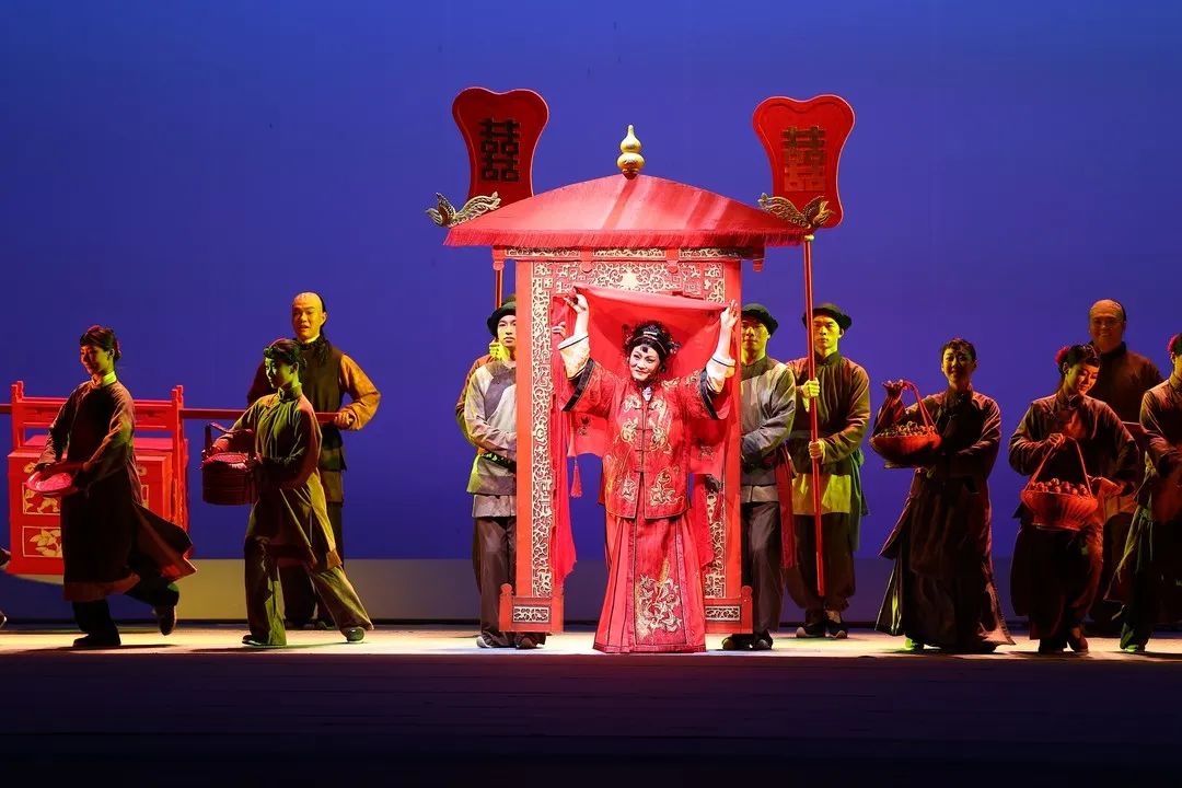 <a href=http://www.xiaopiaoyou.com/yuejudefayuandi/ target=_blank class=infotextkey>越剧</a>风雨故园