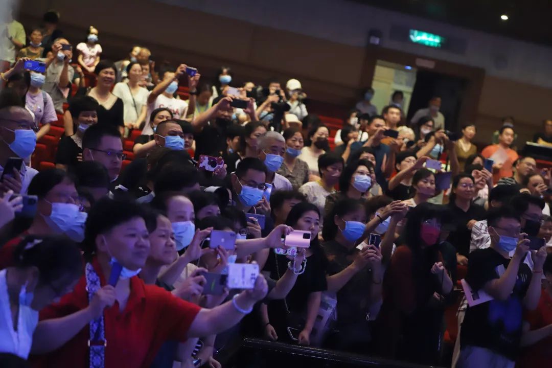 青春传承版<a href=http://www.xiaopiaoyou.com/yuejudefayuandi/ target=_blank class=infotextkey>越剧</a>《陆文龙》