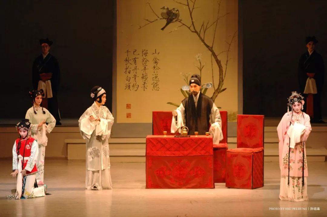 青春版<a href=http://www.xiaopiaoyou.com/kunqufayuandi/ target=_blank class=infotextkey>昆曲</a>牡丹亭
