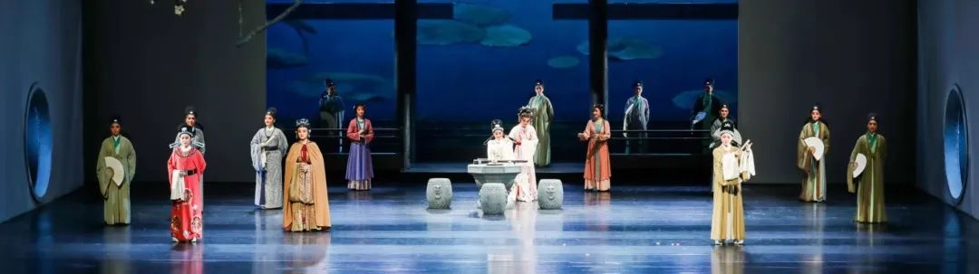 <a href=http://www.xiaopiaoyou.com/yuejudefayuandi/ target=_blank class=infotextkey>越剧</a>《陆游与唐琬》献演2022年戏曲百戏昆山盛典
