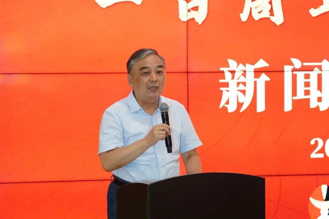 中国戏剧家协会秘书长崔伟