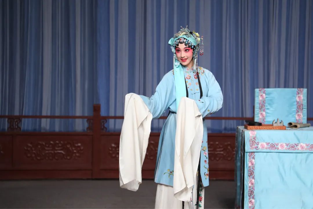 <a href=http://www.xiaopiaoyou.com/kunqufayuandi/ target=_blank class=infotextkey>昆曲</a>《疗妒羹题曲》
