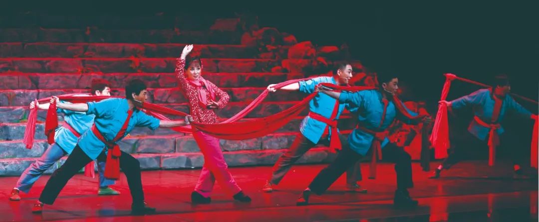 <a href=http://www.xiaopiaoyou.com/huangmeixidefayuandi/ target=_blank class=infotextkey>黄梅戏</a>挑山女人