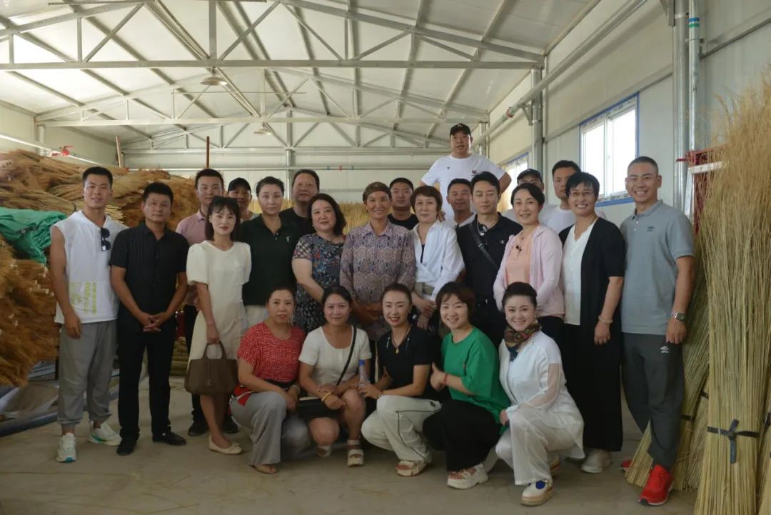 秦腔现代戏攒劲女人