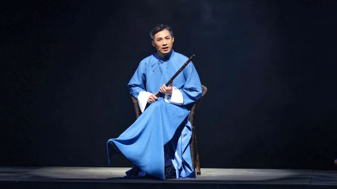 <a href=http://www.xiaopiaoyou.com/yuejudefayuandi/ target=_blank class=infotextkey>越剧</a>黄剑勋