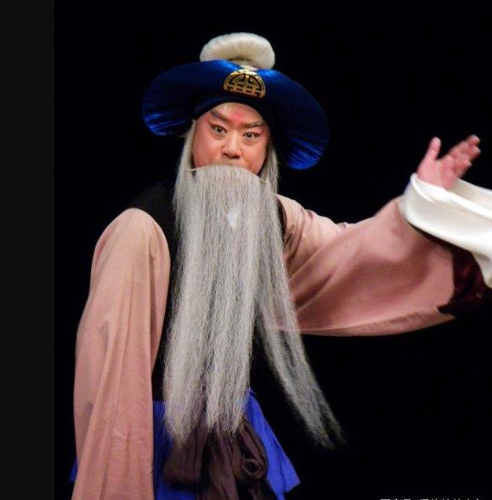 甄建华