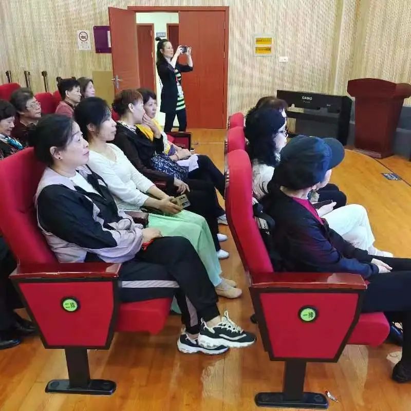 沪剧演唱技巧和沪剧杨派艺术特色讲解与导赏
