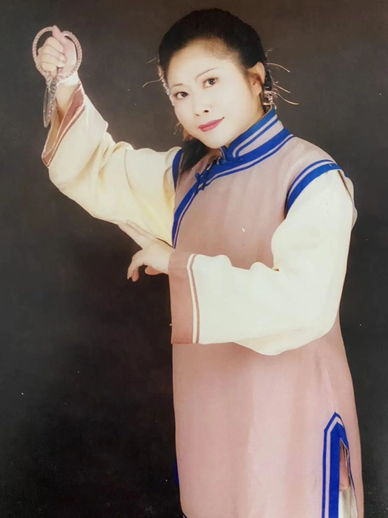 严蓉