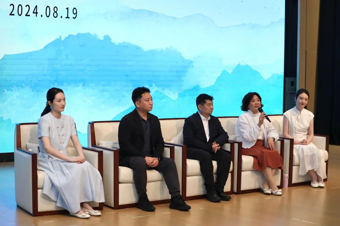 国家<a href=http://www.xiaopiaoyou.com/jingjuguocui/ target=_blank class=infotextkey>京剧</a>院青年团将派出百余人为上海戏迷带来五场大戏