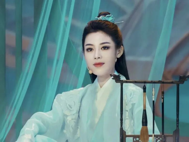<a href=http://www.xiaopiaoyou.com/yuejudefayuandi/ target=_blank class=infotextkey>越剧</a>女小生陈丽君