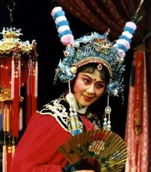 朱祝芬和周雅琴的戚派
