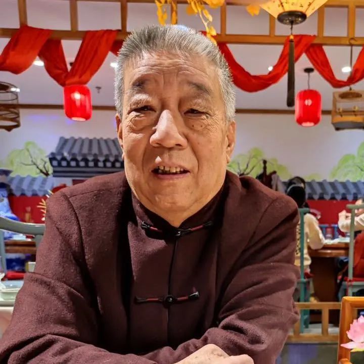 <a href=http://www.xiaopiaoyou.com/jingjuguocui/ target=_blank class=infotextkey>京剧</a>票友郭忠义