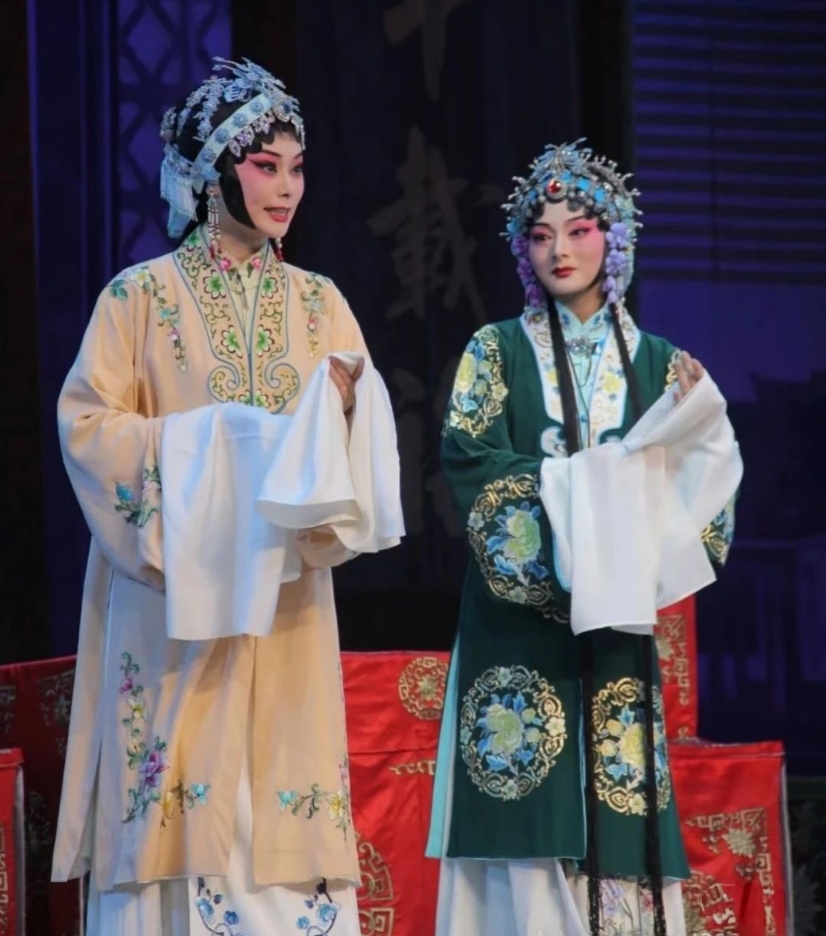 豫剧秦雪梅
