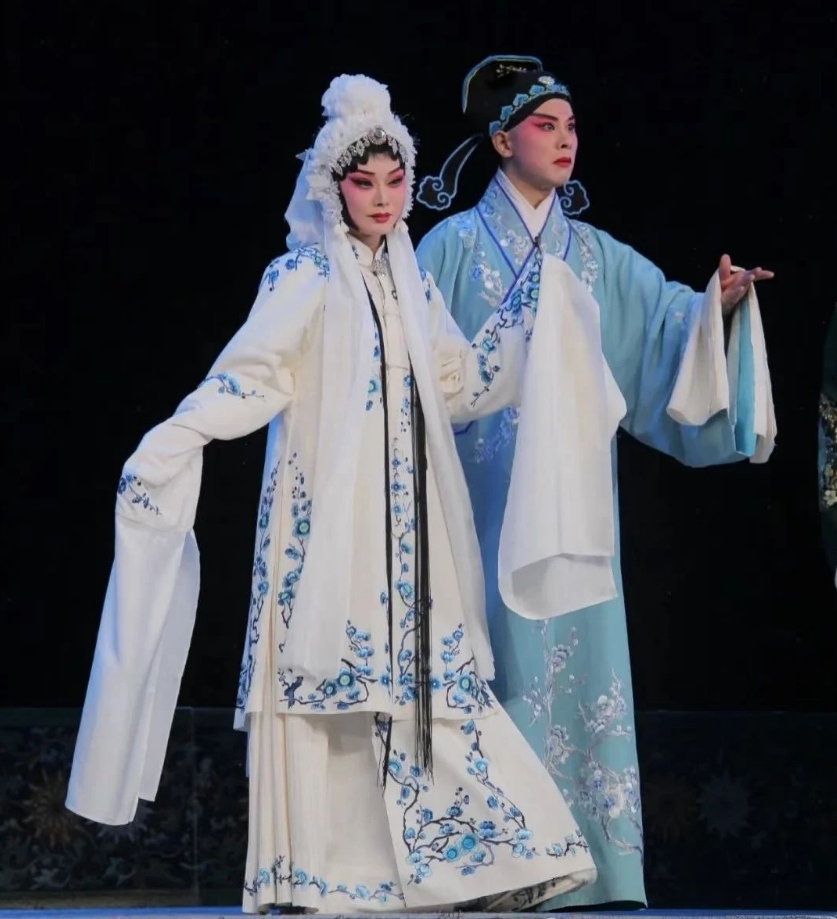 豫剧秦雪梅