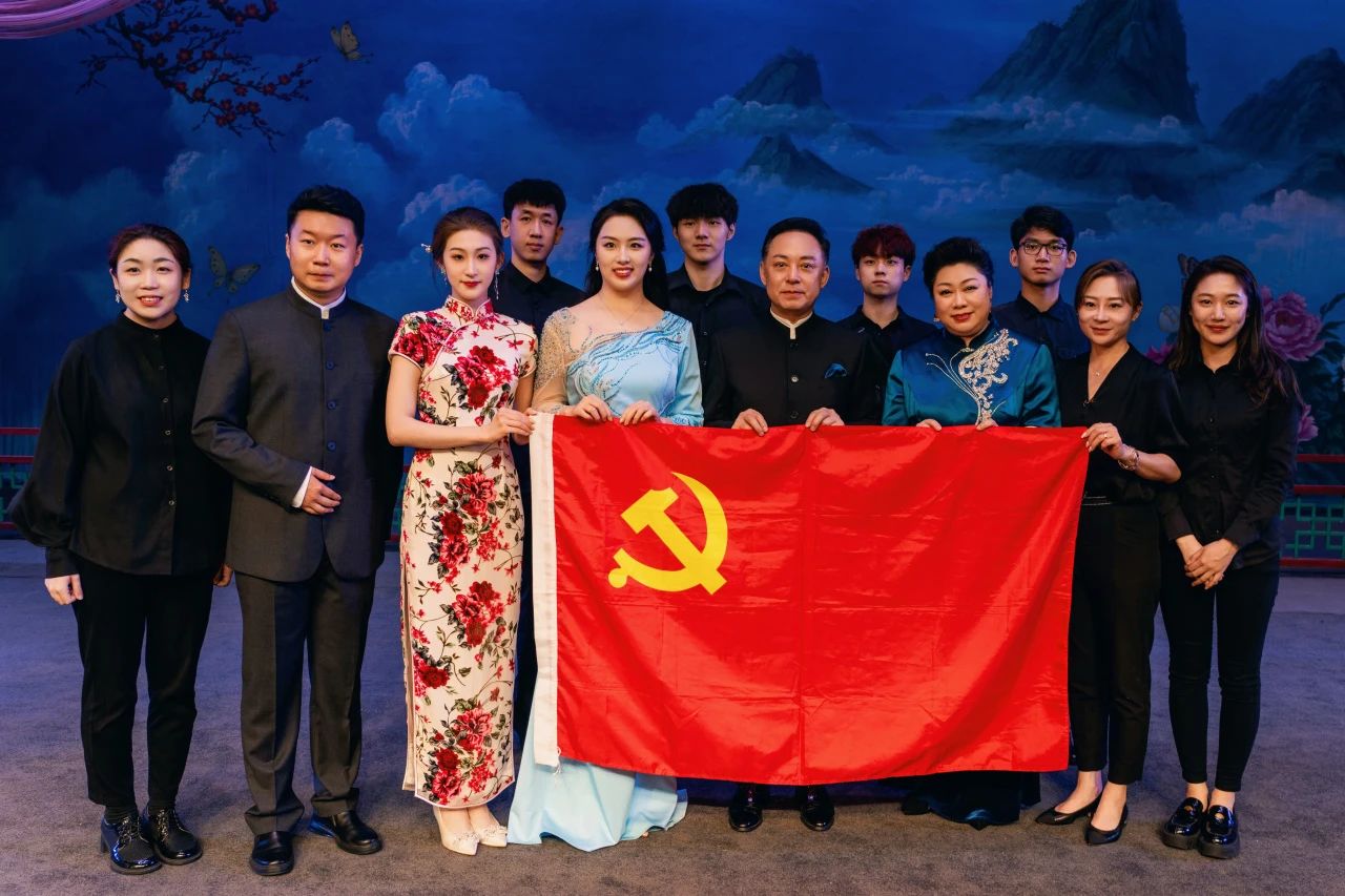 于魁智主任带领师生圆满完成泰州、邢台两地演出实践