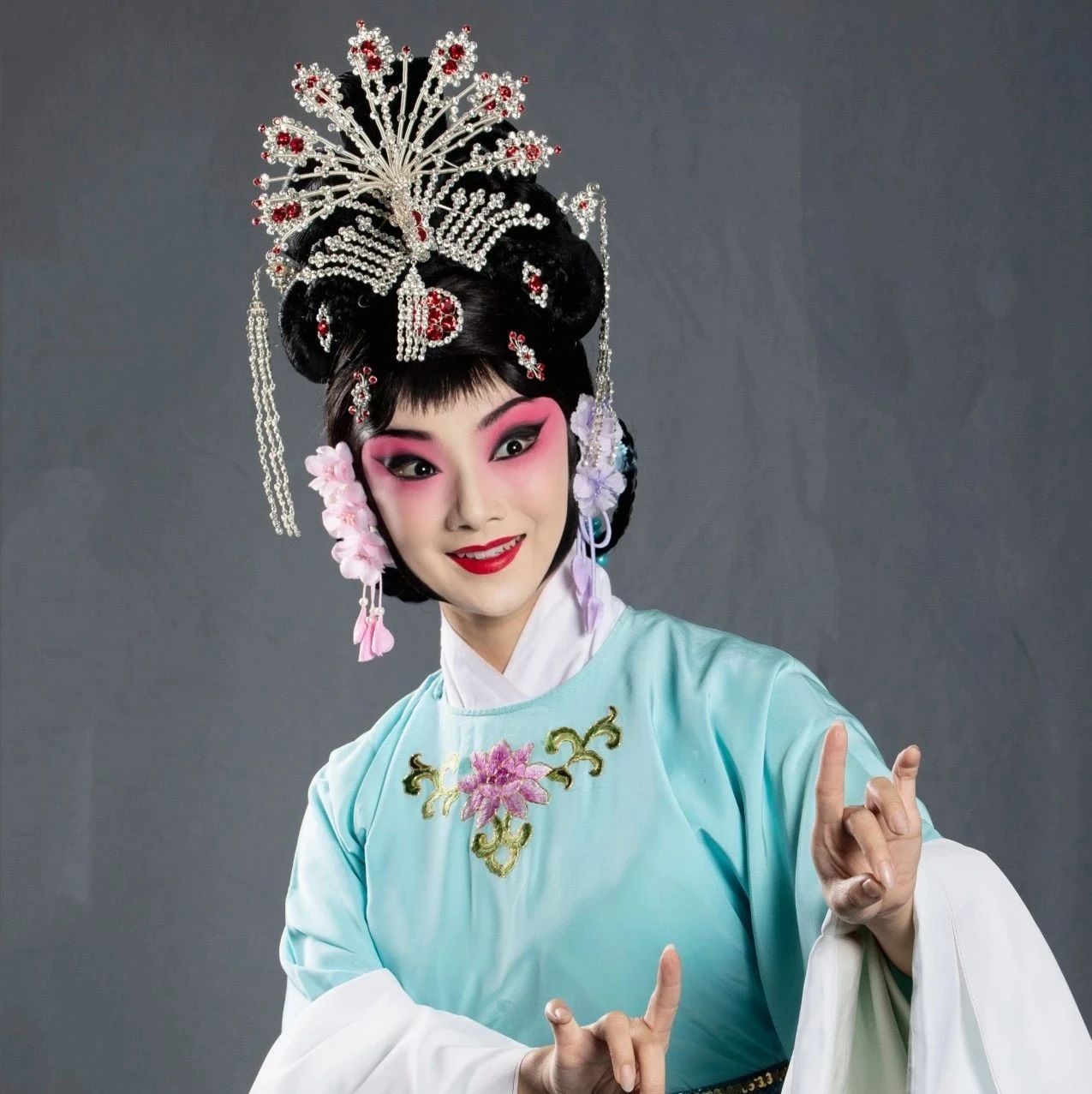 <a href=http://www.xiaopiaoyou.com/jingjuguocui/ target=_blank class=infotextkey>京剧</a>霍小玉