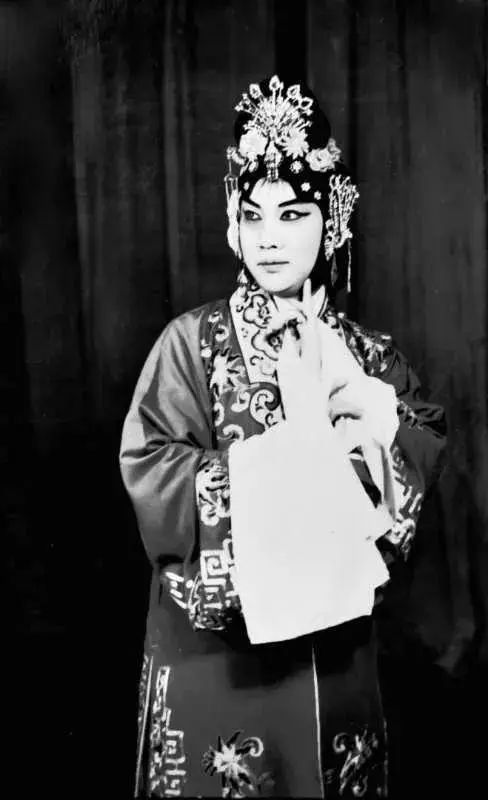 张君秋<a href=http://www.xiaopiaoyou.com/jingjuguocui/ target=_blank class=infotextkey>京剧</a>望江亭