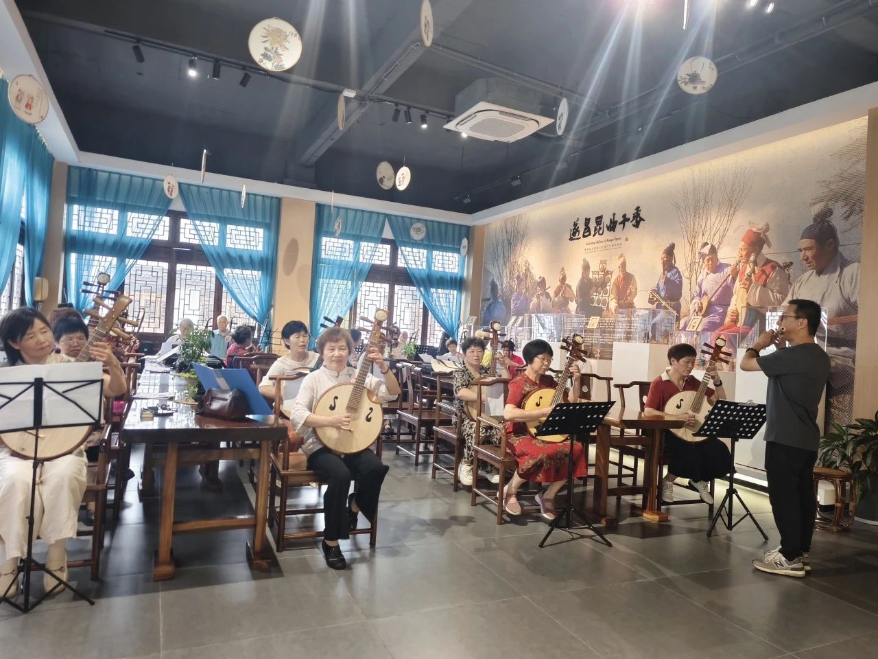 <a href=http://www.xiaopiaoyou.com/kunqufayuandi/ target=_blank class=infotextkey>昆曲</a>十番非遗小课堂