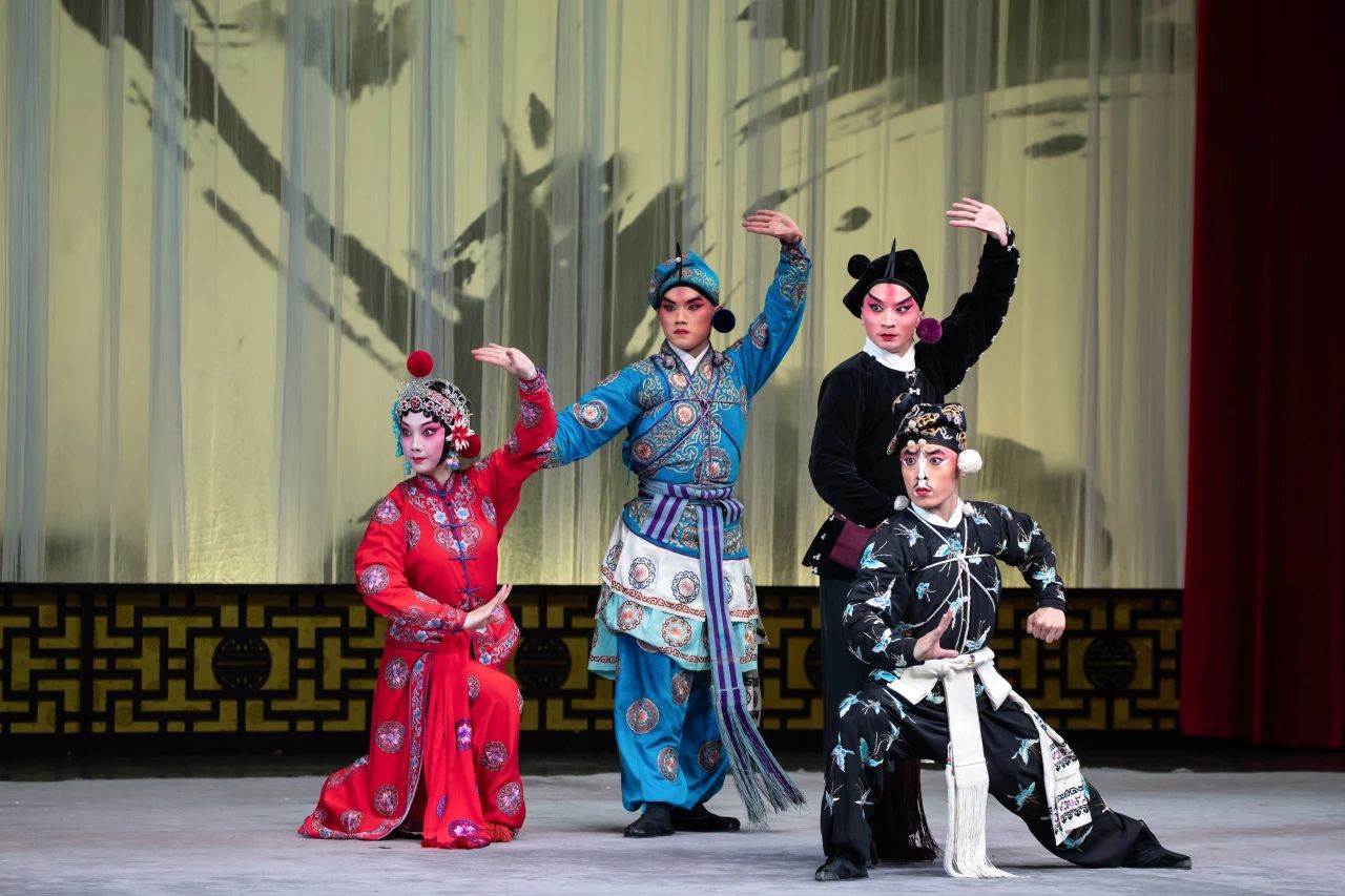<a href=http://www.xiaopiaoyou.com/jingjuguocui/ target=_blank class=infotextkey>京剧</a>武戏龙潭鲍骆