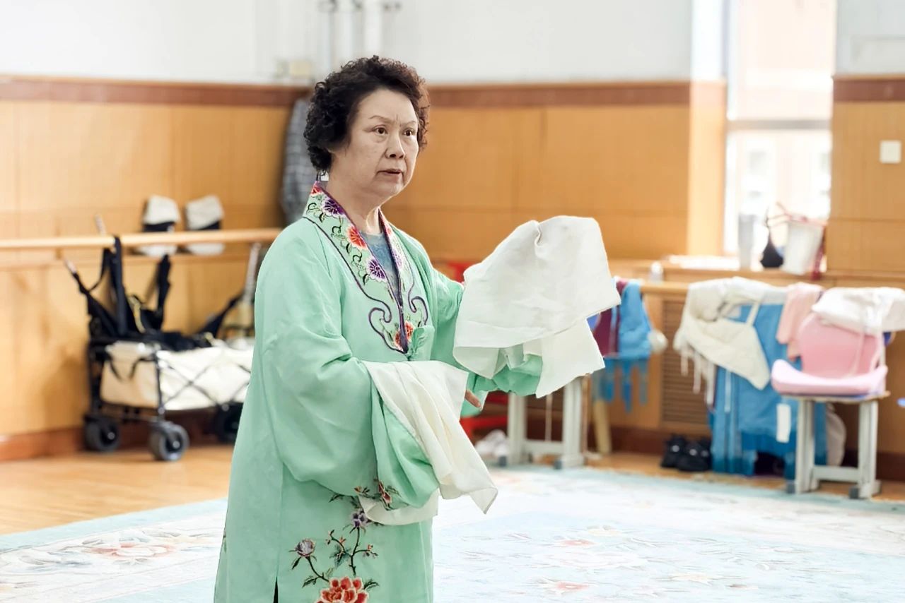 关静兰