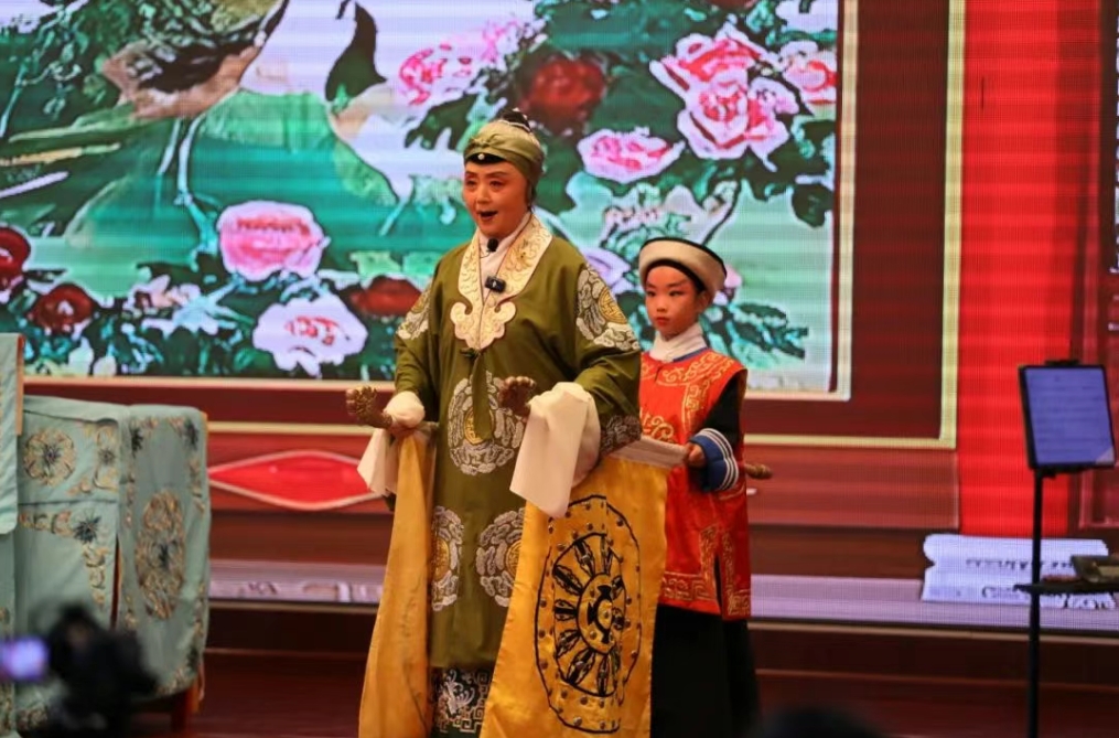 朝阳门街道举办庆祝中国共产党成立104周年暨侨志总<a href=http://www.xiaopiaoyou.com/jingjuguocui/ target=_blank class=infotextkey>京剧</a>服务队成立6周年<a href=http://www.xiaopiaoyou.com/jingjuguocui/ target=_blank class=infotextkey>京剧</a>专场演出