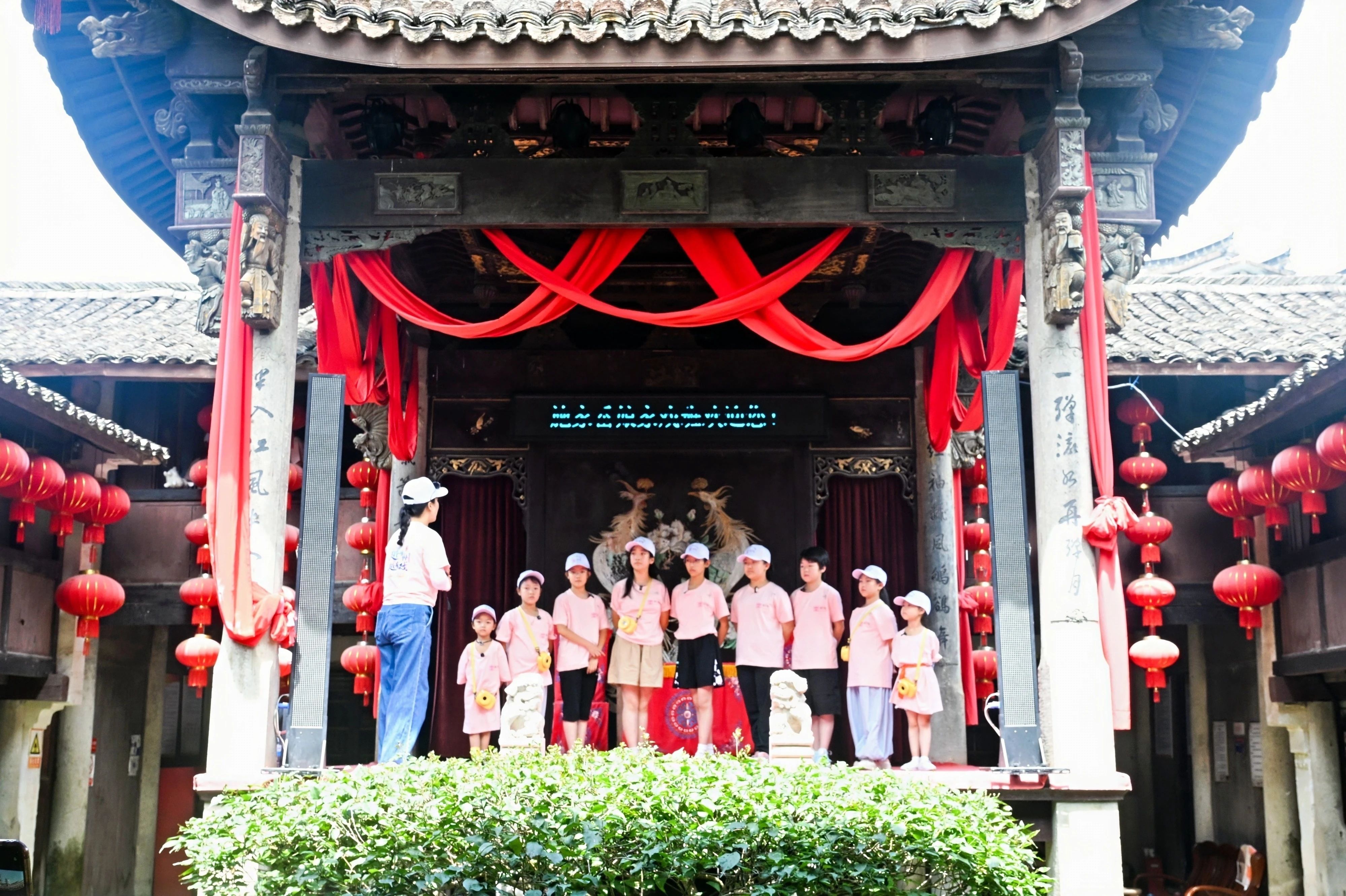 第三届乡村<a href=http://www.xiaopiaoyou.com/yuejudefayuandi/ target=_blank class=infotextkey>越剧</a>联赛嵊州村越全国赛少年强基单元