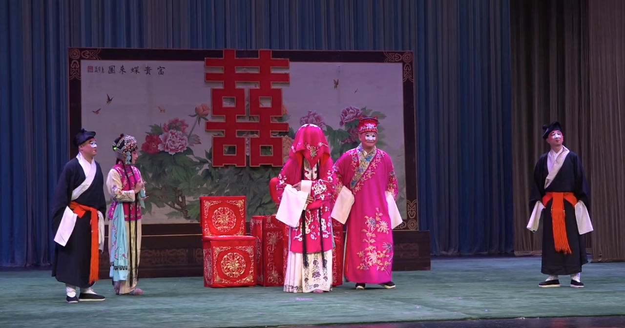 <a href=http://www.xiaopiaoyou.com/jingjuguocui/ target=_blank class=infotextkey>京剧</a>凤还巢