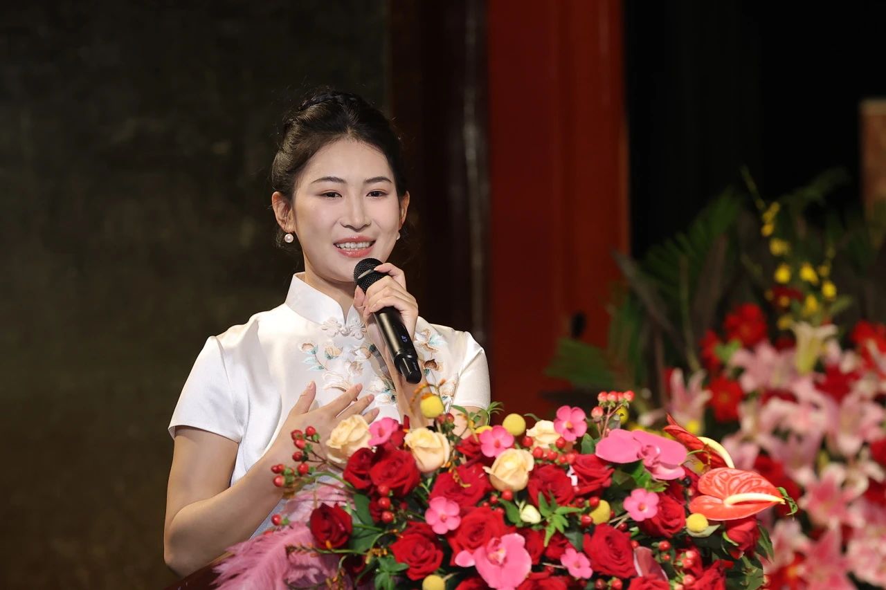 青年演员杨禹薇
