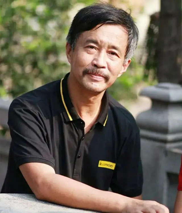 沈巍