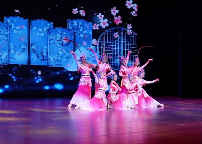 秦淮区职工专场<a href=http://www.xiaopiaoyou.com/yuejudefayuandi/ target=_blank class=infotextkey>越剧</a>公益演出