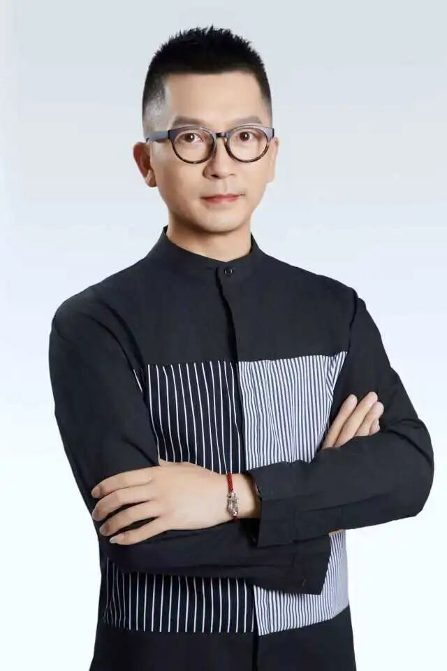 <a href=http://www.xiaopiaoyou.com/yuejudefayuandi/ target=_blank class=infotextkey>越剧</a>小生陈荣