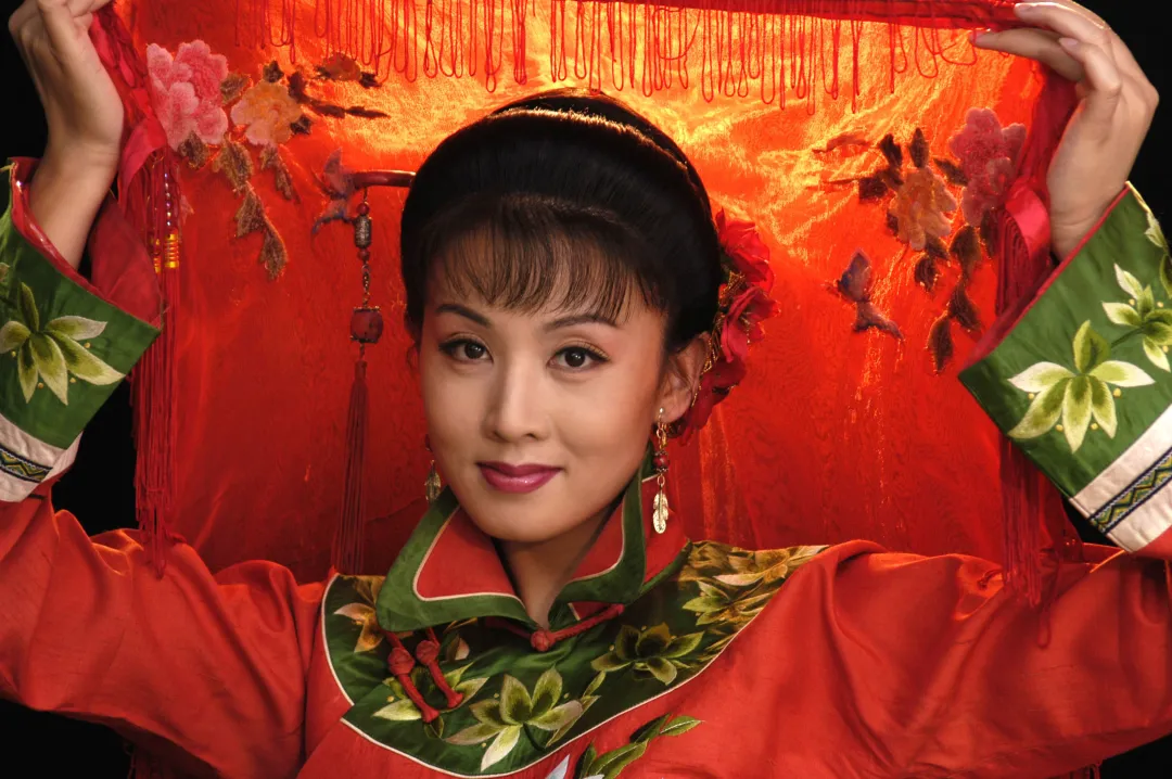 <a href=http://www.xiaopiaoyou.com/huangmeixidefayuandi/ target=_blank class=infotextkey>黄梅戏</a>徽州女人