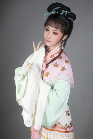 陆志艳